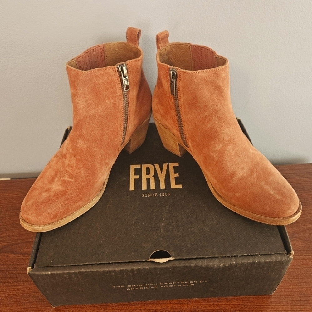Frye Alton Chelsea Rosewood Booties Size 7 EUC - Picture 1 of 9